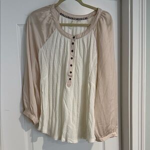 Anthropologie Cream and Tan Button-Down Top size XL